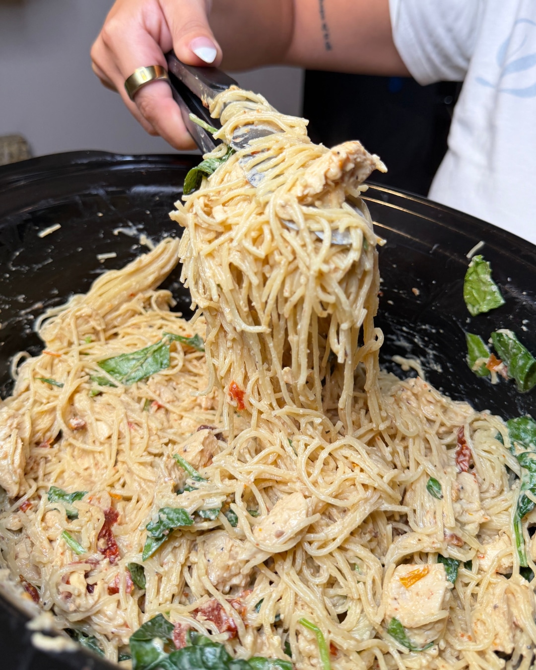 Crockpot Marry Me Chicken Pasta